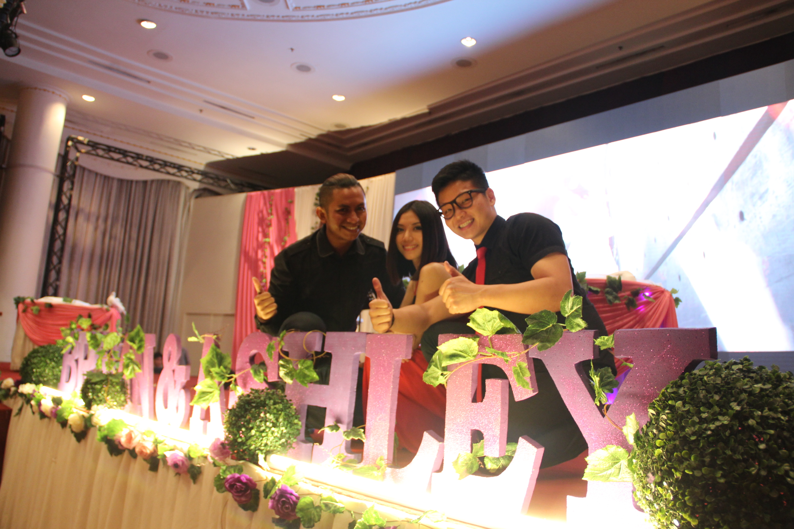 Bryan and Ashley’s wedding reception at Ipoh Syuen Hotel